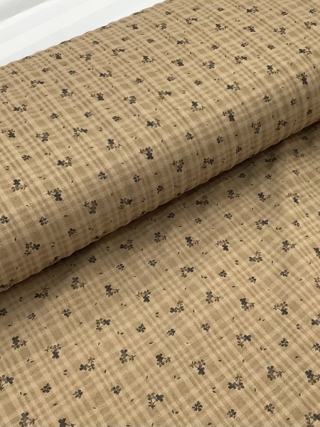 20815 Cotton Poly Blend Tan Plaid Clover