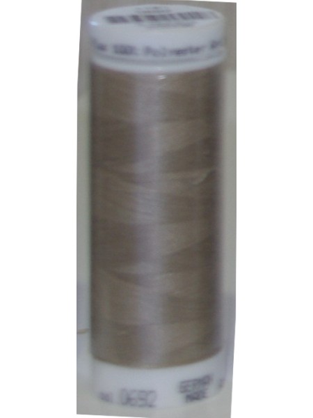 Thread 692 Praline